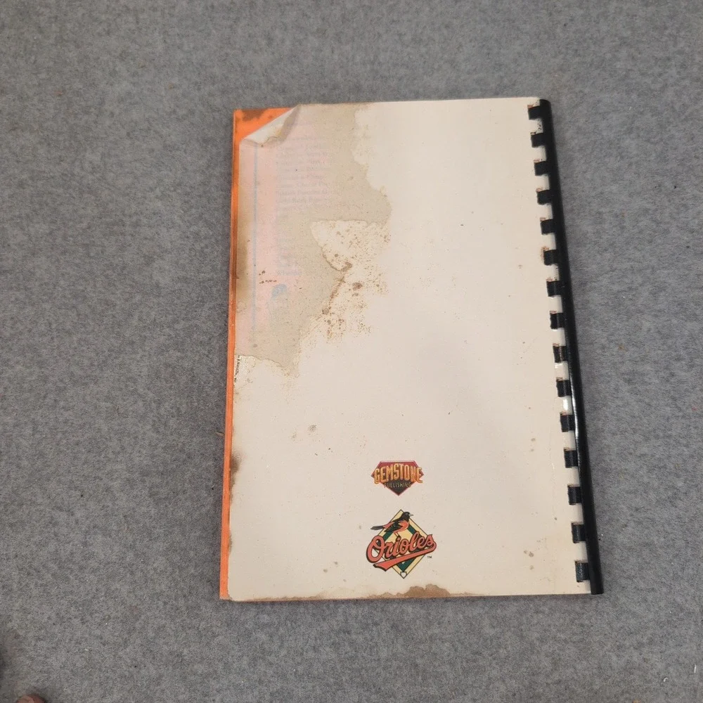 1999 Baltimore Orioles Bird Feed Cookbook Recipes Orioles Wives Gemstone VG-